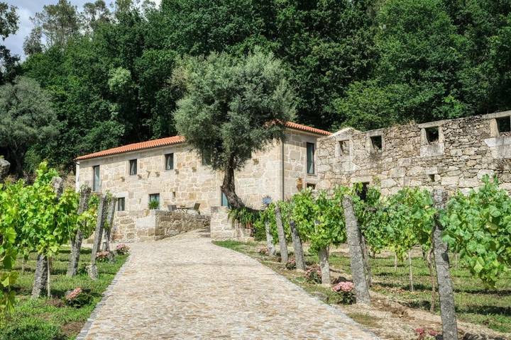 Casa rural para 2 personas, con Terraza y Jardín además de Piscina y Vistas en Arcos de Valdevez - 4
