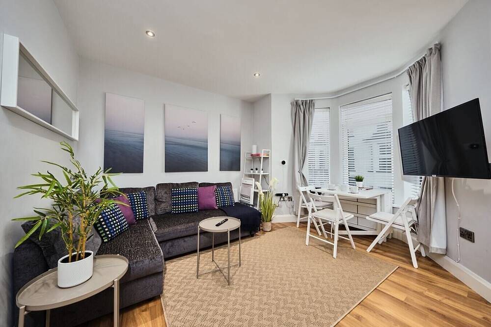 Apartamento entero, Princess Green 2~ Chic Stay with Harbour and Dining in Portrush, Condado de Antrim (Irlanda del Norte)
