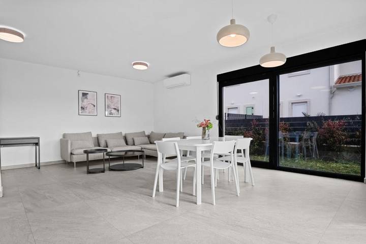 Ferienhaus mit Meerblick für 8 Personen, mit Garten und Ausblick in Poreč - 4