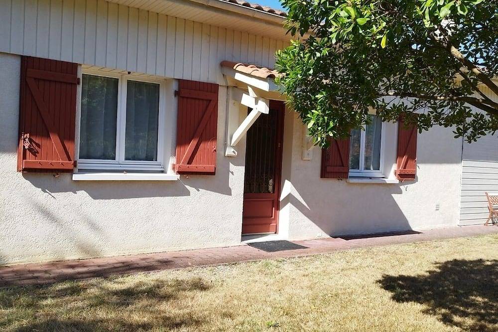 Entire apartment, Quiet house near the lake, ideal for families in Sanguinet, Côte d’Argent