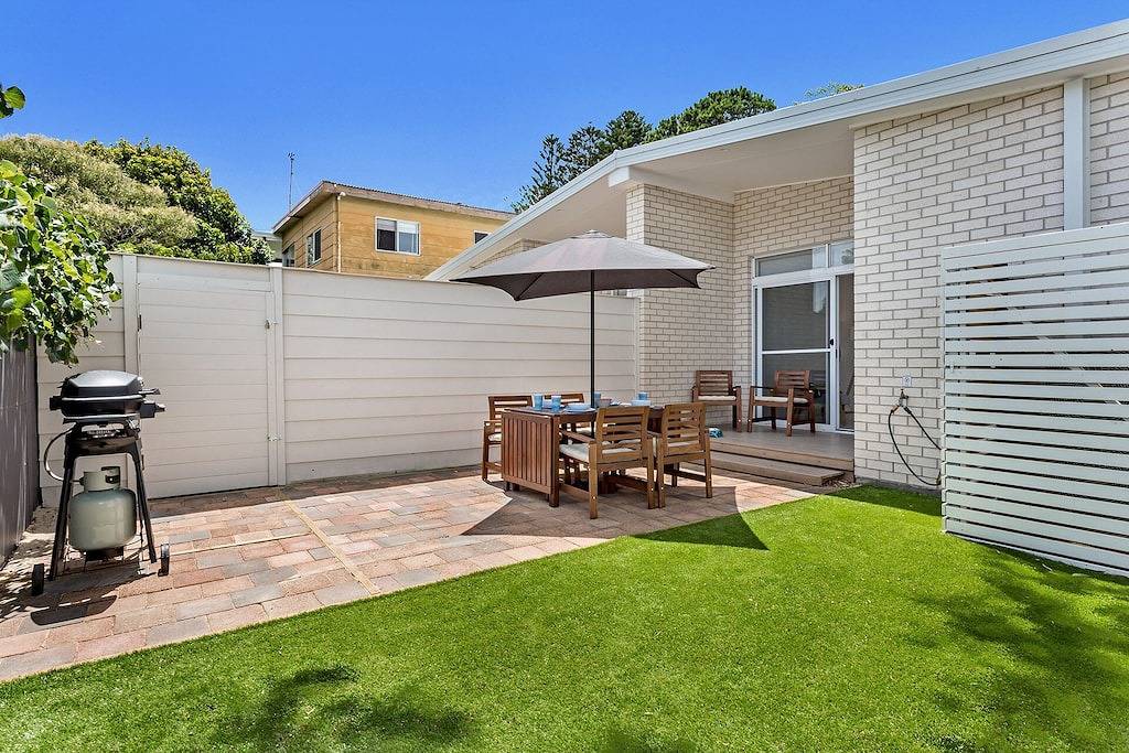 New Bright Modern Family Villa, in der Nähe von Beach Dogs ebenfalls willkommen. Kostenloses Wifi + Netflix in Fingal Bay, Hunter Valley