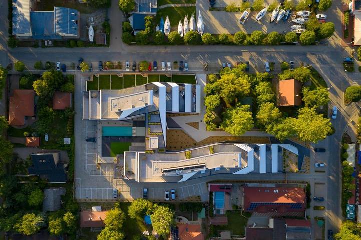Ferienwohnung für 4 Personen, mit Pool und Ausblick sowie Seeblick und Garten - 1