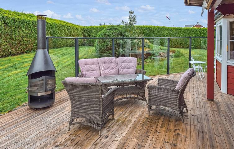 Ferienhaus für 9 Personen, mit Garten in Austrheim - 4