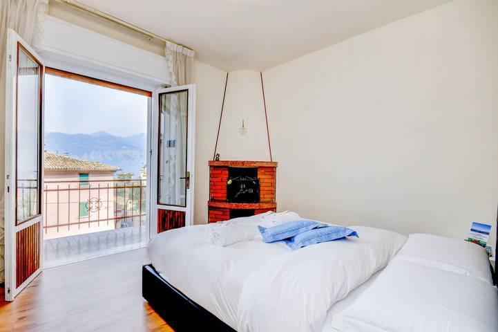 Ferienwohnung für 7 Personen, mit Terrasse und Garten sowie Seeblick, mit Haustier in Malcesine - 4