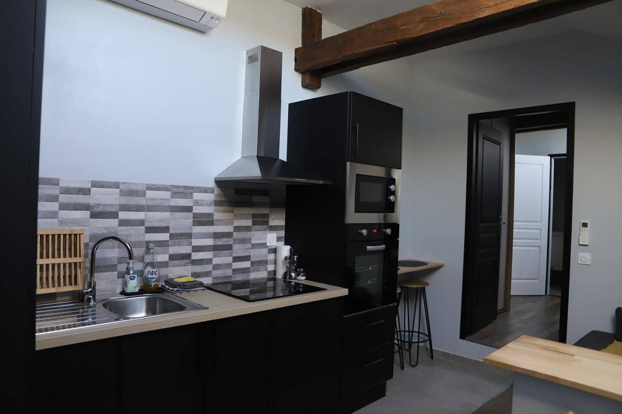 Appartement entier, One-Bedroom Apartment in Aramits, Béarn