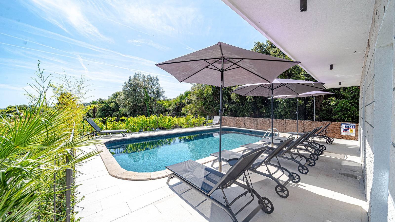 Villa Arborea by Villas Guide in Molunat, Dubrovnik-Neretva