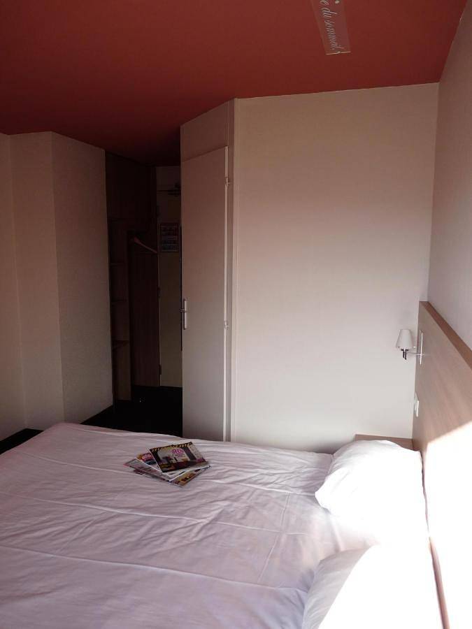 Hôtel pour 2 personnes, avec jardin, animaux acceptés à Val-de-Reuil - 2