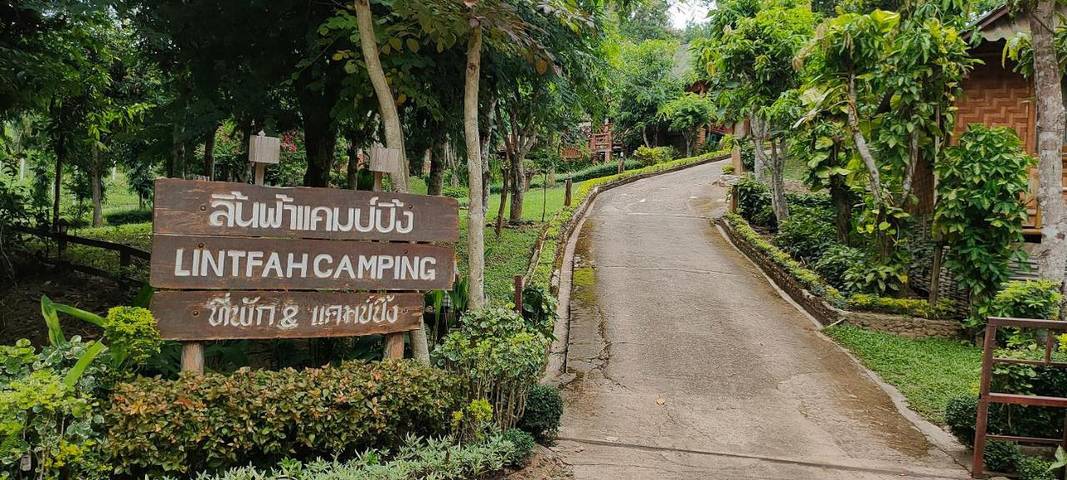 Gîte pour 2 personnes, avec jardin et vue dans Mae Hong Son