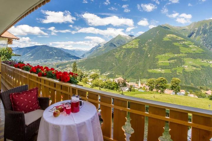 BnB für 2 Personen, mit Pool und Garten sowie Ausblick und Sauna, mit Haustier in Südtirol - 2