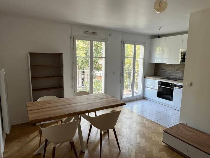 Gîte pour 4 personnes, avec balcon et vue à Viroflay