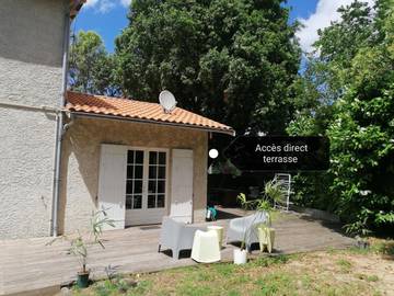 Gîte pour 2 personnes, avec jardin à Yvrac