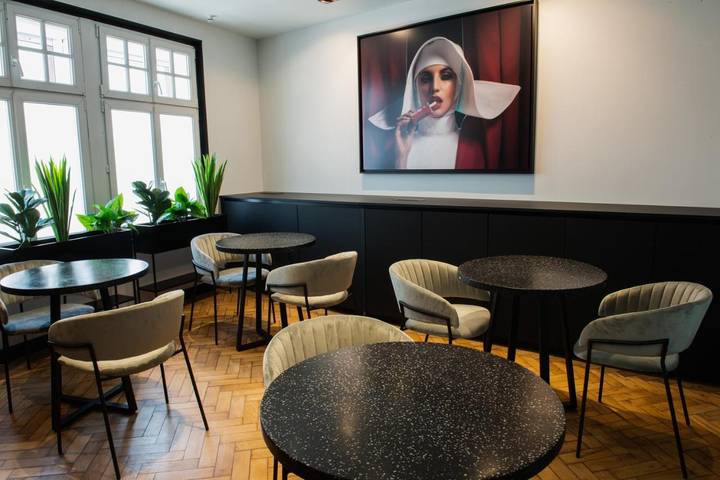 Chambre d’hôte pour 2 personnes, avec sauna et vue ainsi que piscine et balcon en Alsace - 4