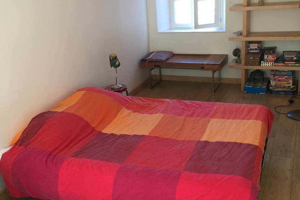Charakterhaus 800 m vom Meer entfernt in Anneville-sur-Mer, Coutances und Umgebung