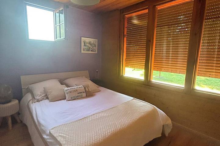 Location de vacances pour 6 personnes, avec jardin à Gastes - 2