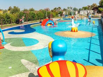 Camping voor 5 Personen in Lido di Spina, Adriatische kust Emilia-Romagna, Afbeelding 4