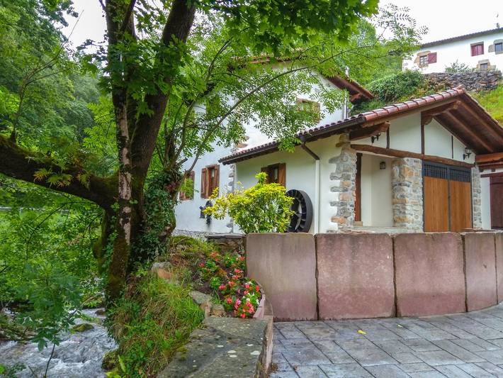 Uxaneko-errota in Vera de Bidasoa, Navarra Provinz