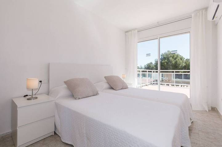Entire apartment, Beachfront apartment perfect for small families · Uhc Arco Del Sol 165 in Platja de l'Arenal (Vandellòs i l'Hospitalet de l'Infant), Vandellòs i l'Hospitalet de l'Infant