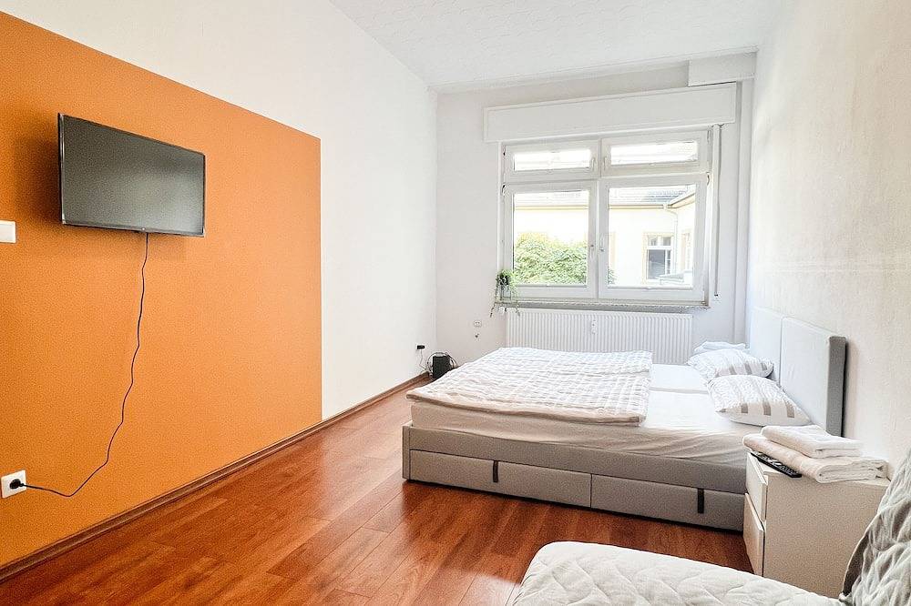 Entire apartment, Charming apartment in a central location in Karlsruhe, Rhine Plain