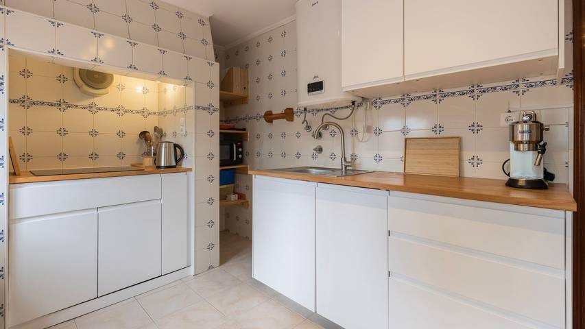 Ganze Wohnung, Ferienwohnung für 6 Personen in Santa Engrácia, São Vicente (Lissabon)