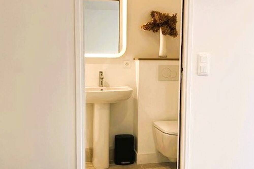 Apartamento entero, Quiet studio in a green setting in Charbonnières-les-Bains, Ródano