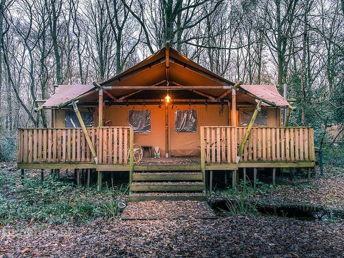 Ferienhaus für 12 Personen, mit Balkon/Terrasse und Terrasse sowie Seeblick in Flandern