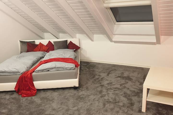 Villa für 13 Personen, mit Terrasse und Whirlpool sowie Garten in Baden-Württemberg - 4