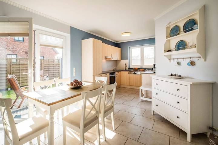Ganze Wohnung, Ferienwohnung mit Garten für Sie und Ihren Vierbeiner in Büsum, Kreis Dithmarschen