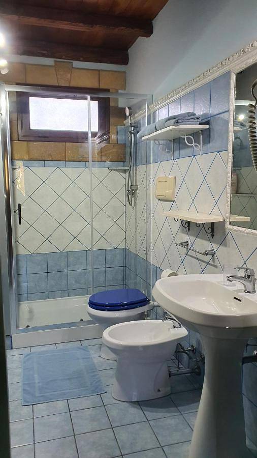 Quadruple Room with Private Bathroom in Partanna, Provincia di Trapani
