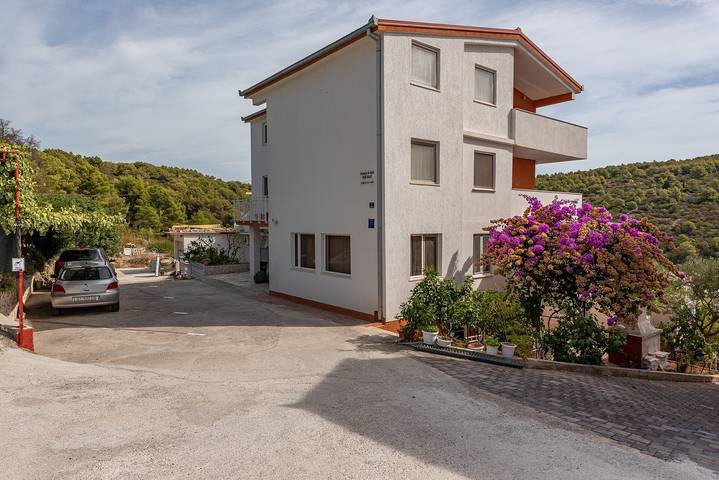 Ferienwohnung für 2 Personen, mit Pool und Balkon/Terrasse auf Ciovo - 3