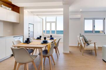Gîte pour 6 personnes, avec terrasse et vue dans Aguçadoura