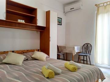 Ferienwohnung für 2 Personen in Baska, Krk, Bild 1