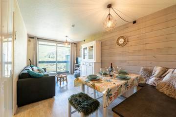 Gîte pour 5 personnes, avec balcon dans Le Corbier