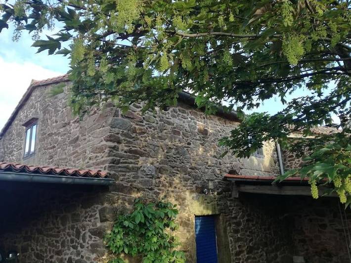 Casa rural para 4 personas, con Jardín y Vistas en Lage