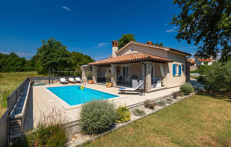 Villa voor 5 personen, with whirlpool and tuin as well as terras - 1