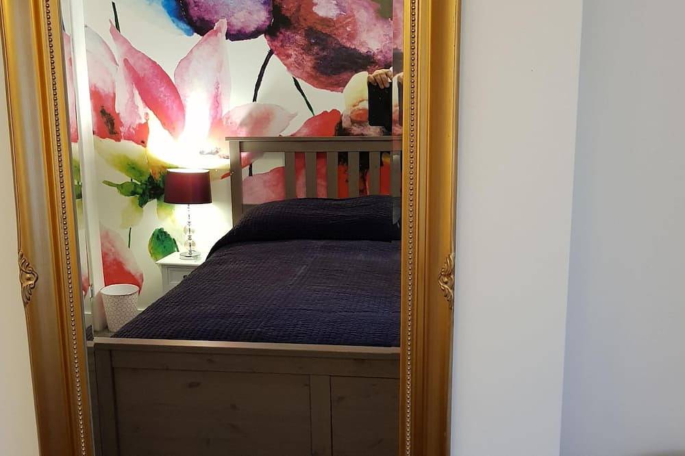 Entire apartment, Idyllic Spot  At Lindley in Huddersfield, West Yorkshire