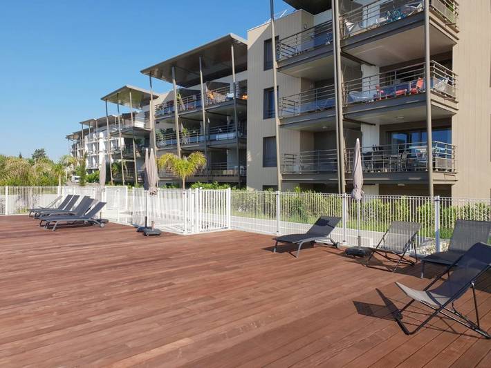 Gîte pour 2 personnes, avec piscine ainsi que vue et terrasse dans Thalazur - 3
