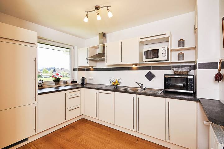 Ganze Ferienwohnung, Ferienwohnung Alpenzauber - Ferienwohnung Alpenzauber mit Balkon, ca. 60 qm in Reit im Winkl, Bayerische Alpen