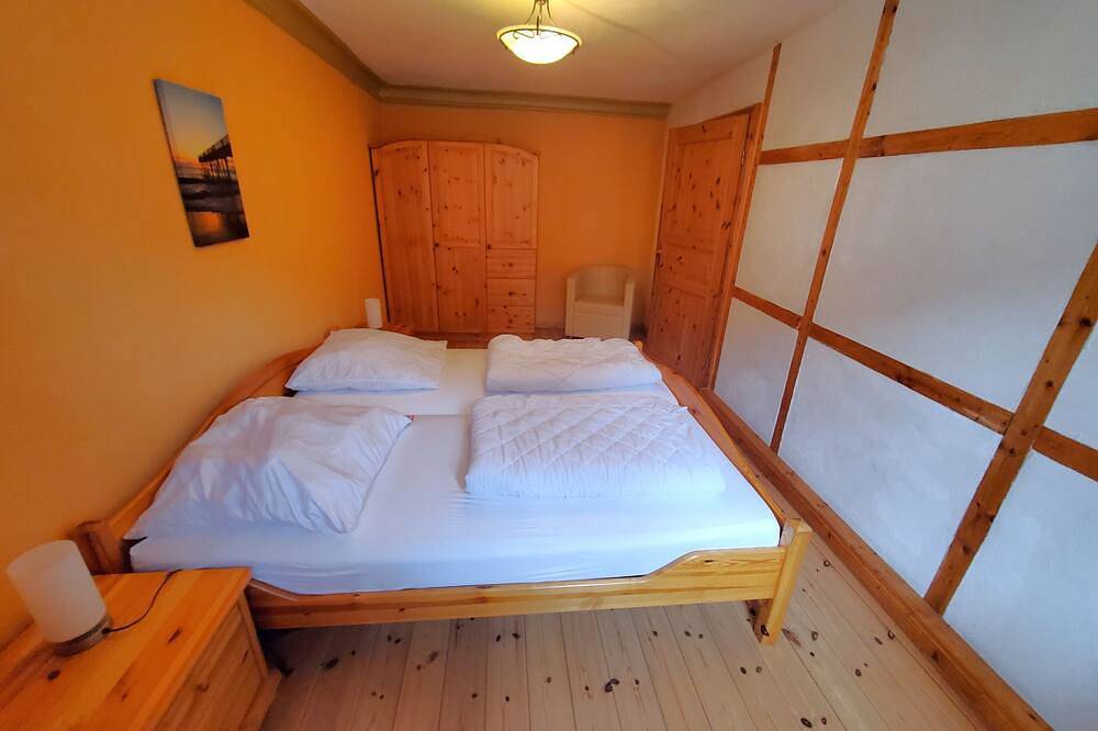 Ganze Wohnung, Kapitänsdeck steuerbord (2. Og) - Altstadthaus Stralsund in Ozeaneum Stralsund, Stralsund