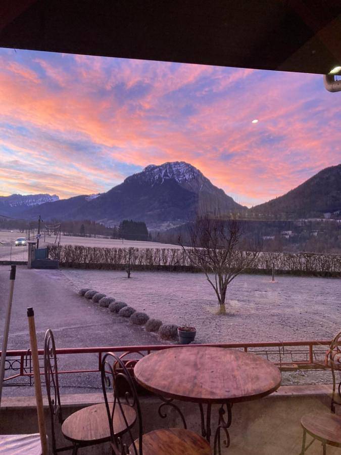 Chambre d’hôte pour 3 personnes, avec jardin et vue dans Parc naturel régional du Massif des Bauges - 2