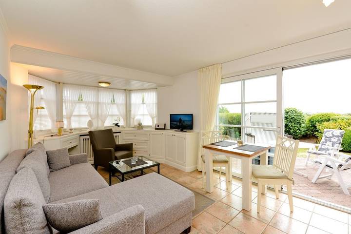 Ferielejlighed for 2 personer, med terrasse, børnevenlig på Sild (ø)