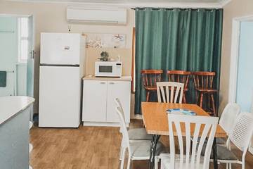 Holiday Home for 7 People in Lancelin, Western Australia, Photo 4