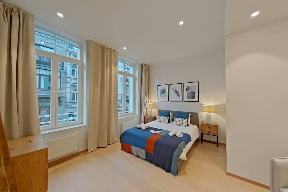 Ganze Wohnung, Quiet & Stylish 3-Bedroom Flat in Heart of Ixelles in Ixelles - Elsene, Brüssel und Umgebung