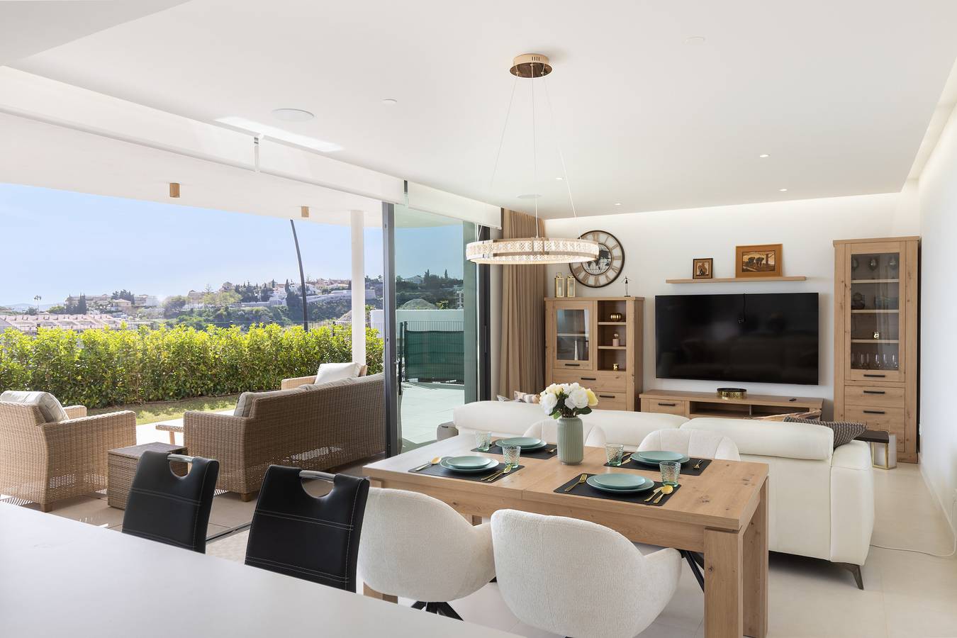 Ganze Wohnung, Exclusive Garden Suite in Higueron in Fuengirola, Costa del Sol