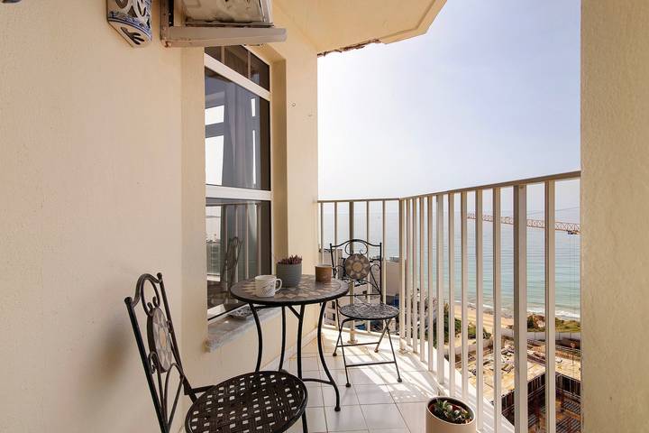 Holiday rental for 4 people, with Balcony and Children pool in Armação de Pera
