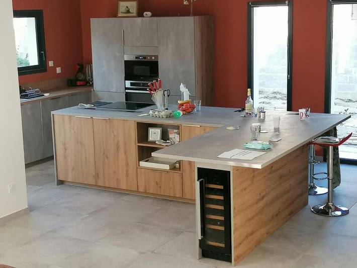 Location de vacances pour 6 personnes, avec vue ainsi que piscine et jardin à Villemolaque - 2