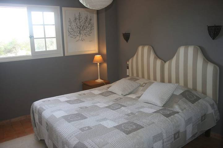 Villa pour 7 personnes, avec terrasse et jardin à Tourrettes-sur-Loup - 2