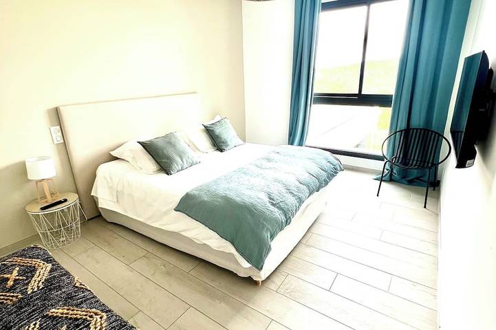 Location de vacances pour 7 personnes, avec jardin dans Office De Tourisme D Uzes - 3