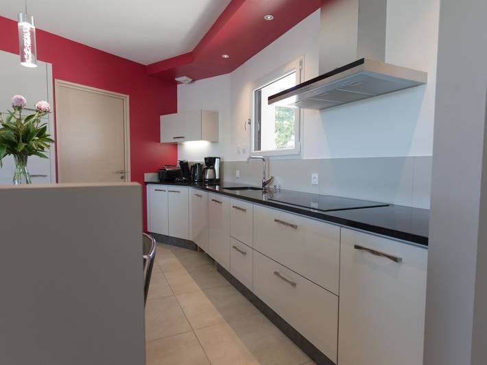 Location de vacances pour 6 personnes, avec terrasse et piscine à Cesseras - 4