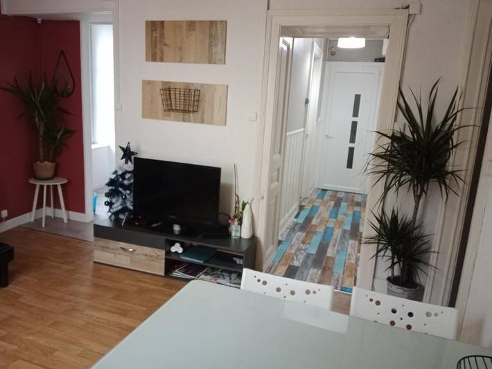 Gîte pour 5 personnes, avec vue et jardin, adapté aux familles à Luxeuil-les-Bains - 4