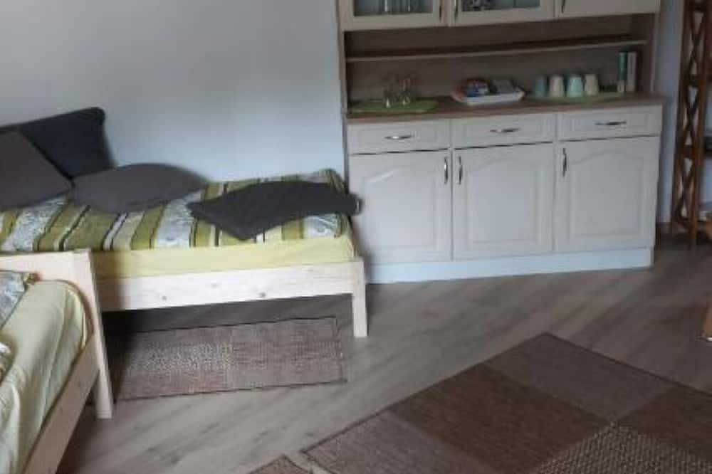 Ganze Wohnung, Kräuter-Heidi Garten in Ferch, Schwielowsee